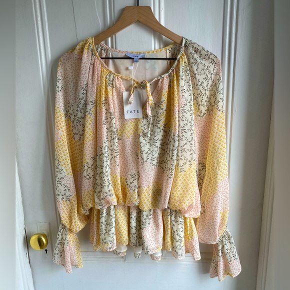 FATE Ditsy Printed Chiffon Blouse Sz S - Picture 4 of 12
